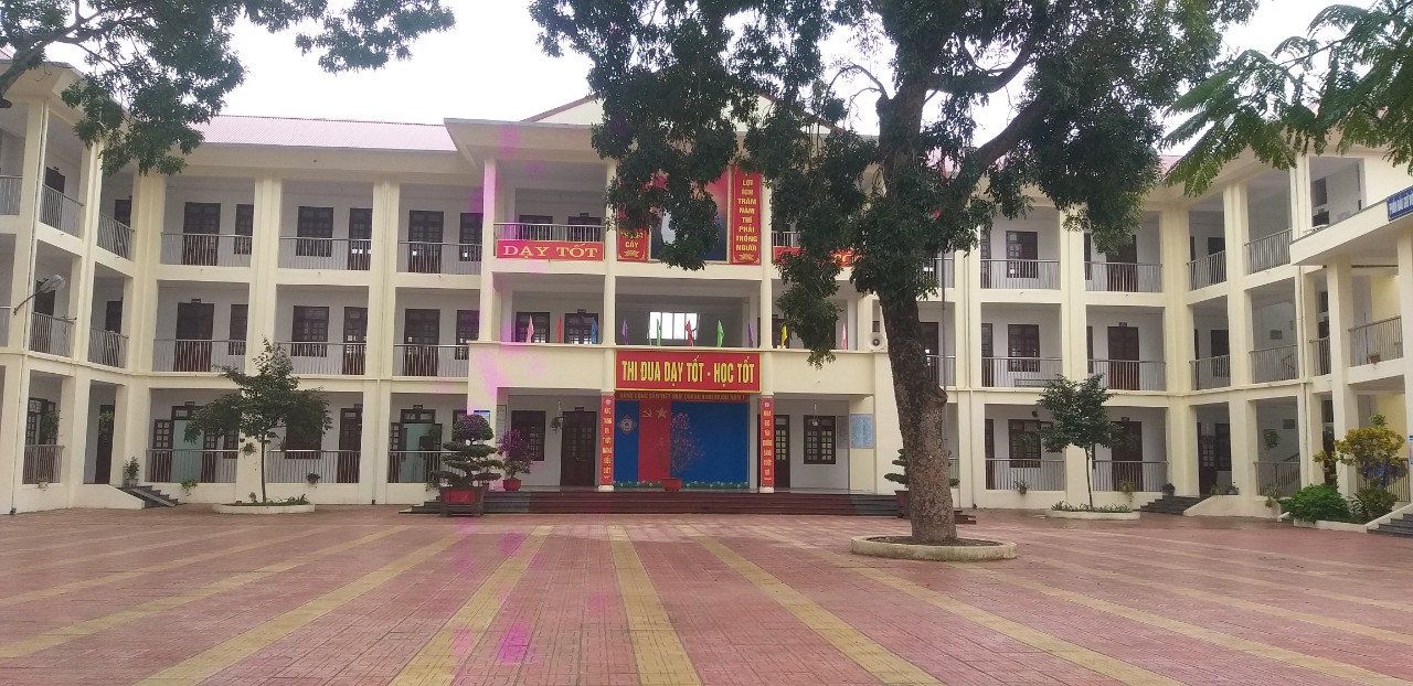 GIỚI THIỆU VÀI NÉT VỀ TRƯỜNG TIỂU HỌC TÂN ƯỚC