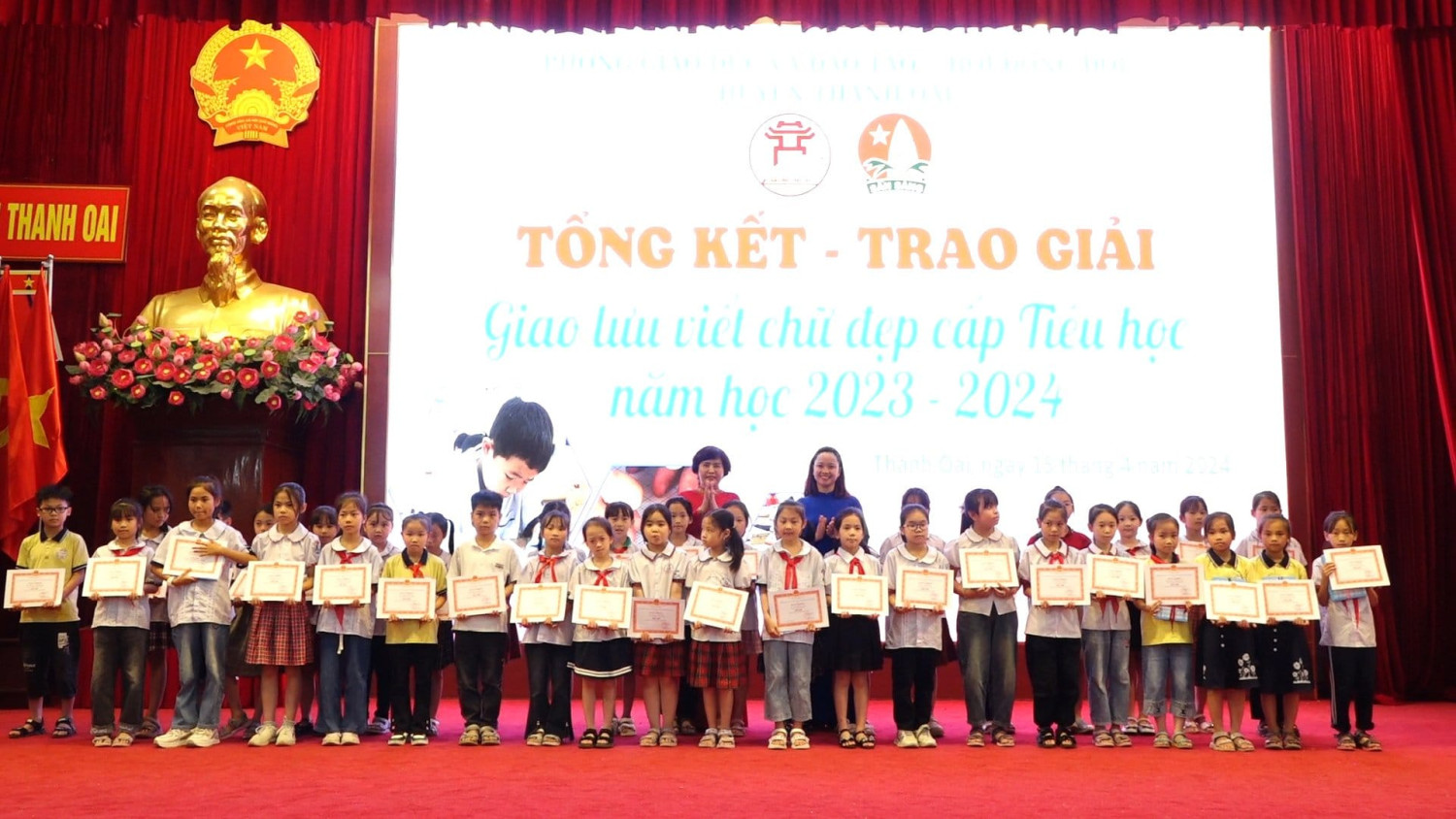 TỔNG KẾT TRAO GIẢI VIẾT CHỮ ĐẸP CẤP HUYỆN